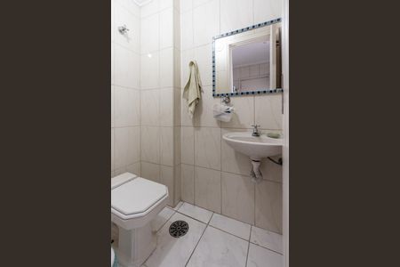 Apartamento para alugar com 170m², 3 quartos e 1 vaga Apartamento para alugar com 170m², 3 quartos e 1 vagaBanheiro de Serviço