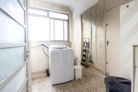 Apartamento para alugar com 170m², 3 quartos e 1 vaga Apartamento para alugar com 170m², 3 quartos e 1 vagaÁrea de Serviço