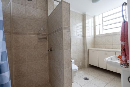Apartamento para alugar com 170m², 3 quartos e 1 vaga Apartamento para alugar com 170m², 3 quartos e 1 vagaQuarto 1 - Banheiro da Suite