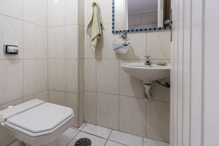 Apartamento para alugar com 170m², 3 quartos e 1 vaga Apartamento para alugar com 170m², 3 quartos e 1 vagaBanheiro de Serviço