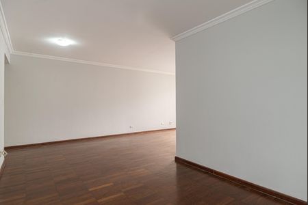 Apartamento à venda com 137m², 3 quartos e 1 vaga Apartamento à venda com 137m², 3 quartos e 1 vagaSala