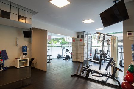 Apartamento à venda com 137m², 3 quartos e 1 vaga Apartamento à venda com 137m², 3 quartos e 1 vagaÁrea comum - Academia