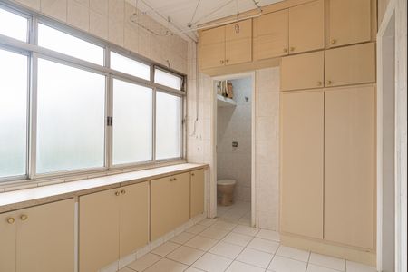 Apartamento à venda com 137m², 3 quartos e 1 vaga Apartamento à venda com 137m², 3 quartos e 1 vagaÁrea de Serviço