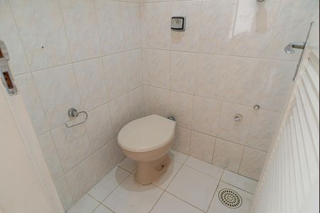 Apartamento à venda com 137m², 3 quartos e 1 vaga Apartamento à venda com 137m², 3 quartos e 1 vagaBanheiro de Serviço