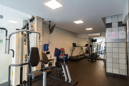 Apartamento à venda com 137m², 3 quartos e 1 vaga Apartamento à venda com 137m², 3 quartos e 1 vagaÁrea comum - Academia