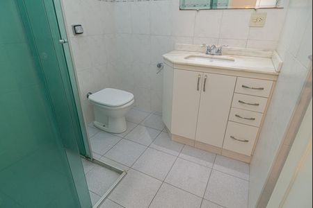 Apartamento à venda com 137m², 3 quartos e 1 vaga Apartamento à venda com 137m², 3 quartos e 1 vagaBanheiro 2
