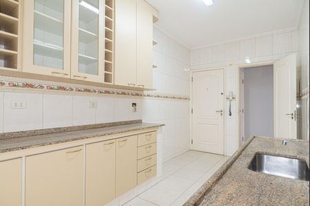 Apartamento à venda com 137m², 3 quartos e 1 vaga Apartamento à venda com 137m², 3 quartos e 1 vagaCozinha