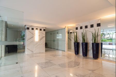 Apartamento à venda com 137m², 3 quartos e 1 vaga Apartamento à venda com 137m², 3 quartos e 1 vagaÁrea comum - Hall Social