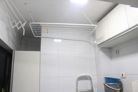 Apartamento para alugar com 74m², 2 quartos e 1 vagaÁrea de Serviço