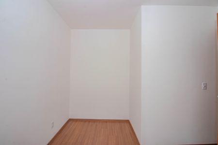 Apartamento à venda com 77m², 2 quartos e 1 vagaQuarto 2