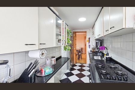 Apartamento à venda com 74m², 3 quartos e 1 vaga Apartamento à venda com 74m², 3 quartos e 1 vagaCozinha e área de serviço