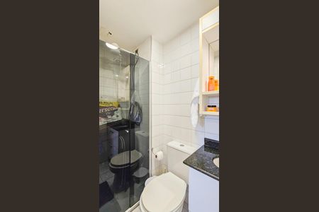 Apartamento à venda com 74m², 3 quartos e 1 vaga Apartamento à venda com 74m², 3 quartos e 1 vagaBanheiro