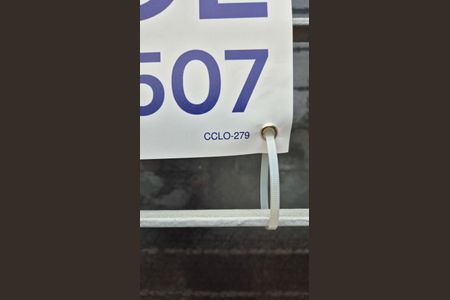 Casa à venda com 760m², 2 quartos e 2 vagasPlaca