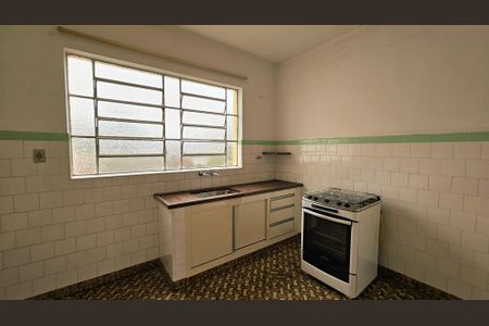 Casa à venda com 760m², 2 quartos e 2 vagasCozinha