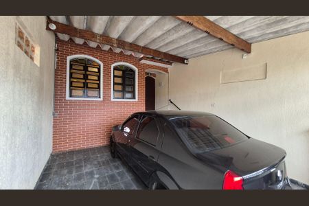 Casa à venda com 193m², 3 quartos e 2 vagas Casa à venda com 193m², 3 quartos e 2 vagasGaragem