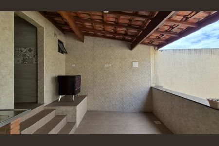 Casa à venda com 193m², 3 quartos e 2 vagas Casa à venda com 193m², 3 quartos e 2 vagasChurrasqueira