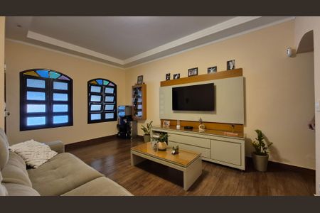 Sala de casa à venda com 3 quartos, 193m² em Vila Linda, Santo André