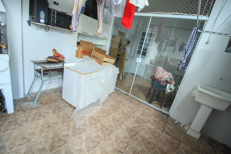 Casa à venda com 65m², 2 quartos e sem vaga