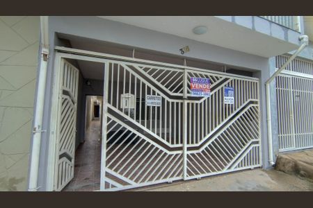 Casa à venda com 65m², 2 quartos e sem vaga