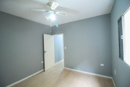 Casa à venda com 65m², 2 quartos e sem vaga