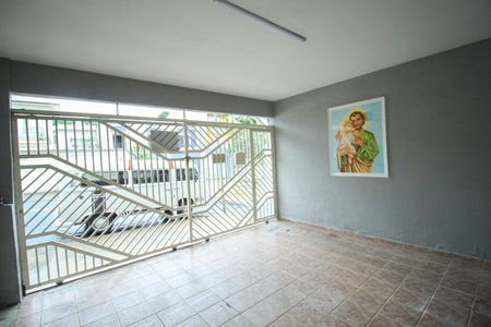 Casa à venda com 65m², 2 quartos e sem vaga