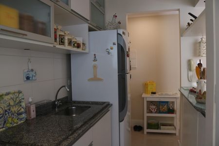 Apartamento à venda com 53m², 2 quartos e 1 vagaCozinha