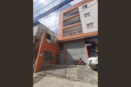 Apartamento para alugar com 70m², 2 quartos e sem vagaFachada