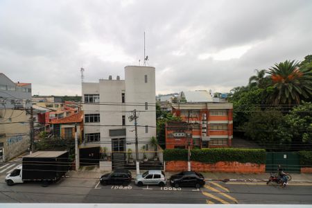 Apartamento para alugar com 70m², 2 quartos e sem vagaVaranda