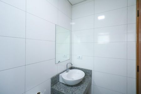 Apartamento para alugar com 70m², 2 quartos e sem vagaBanheiro da Suíte