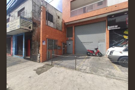Apartamento para alugar com 70m², 2 quartos e sem vagaFachada