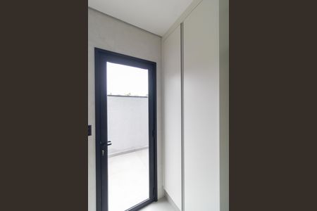 Casa de condomínio à venda com 340m², 5 quartos e 4 vagas Casa de condomínio à venda com 340m², 5 quartos e 4 vagasÁrea de Serviço