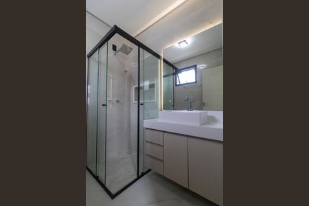 Casa de condomínio à venda com 340m², 5 quartos e 4 vagas Casa de condomínio à venda com 340m², 5 quartos e 4 vagasBanheiro da Suíte 03