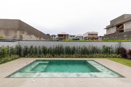 Casa de condomínio à venda com 340m², 5 quartos e 4 vagas Casa de condomínio à venda com 340m², 5 quartos e 4 vagasPiscina