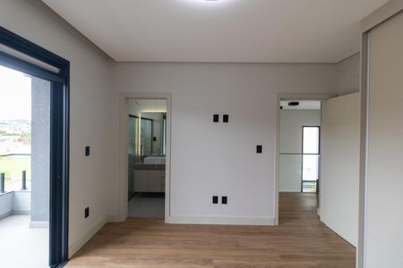 Casa de condomínio à venda com 340m², 5 quartos e 4 vagas Casa de condomínio à venda com 340m², 5 quartos e 4 vagasSuíte 02