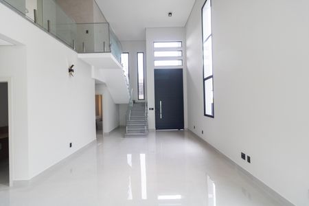 Casa de condomínio à venda com 340m², 5 quartos e 4 vagas Casa de condomínio à venda com 340m², 5 quartos e 4 vagasSala