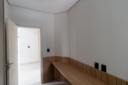 Casa de condomínio à venda com 340m², 5 quartos e 4 vagas Casa de condomínio à venda com 340m², 5 quartos e 4 vagasEscritório