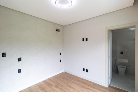 Casa de condomínio à venda com 340m², 5 quartos e 4 vagas Casa de condomínio à venda com 340m², 5 quartos e 4 vagasSuíte 05