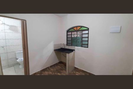 Casa para alugar com 1 quarto, 20m² em Cipava, Osasco