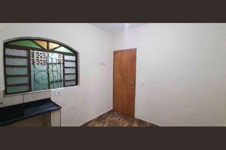 Casa para alugar com 1 quarto, 20m² em Cipava, Osasco