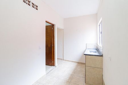 Casa para alugar com 36m², 1 quarto e sem vagaCozinha e area de serviço