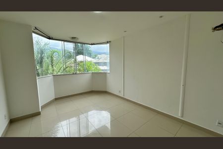 Casa para alugar com 200m², 4 quartos e 2 vagasQuarto 1