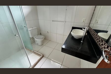 Casa para alugar com 200m², 4 quartos e 2 vagasBanheiro quarto 1