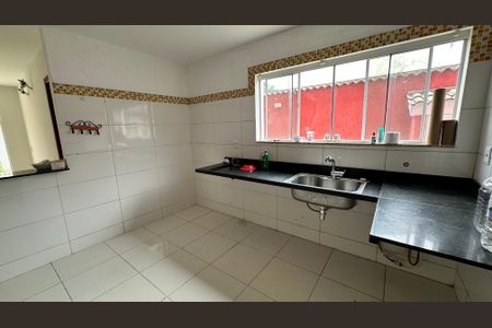 Casa para alugar com 200m², 4 quartos e 2 vagasCozinha