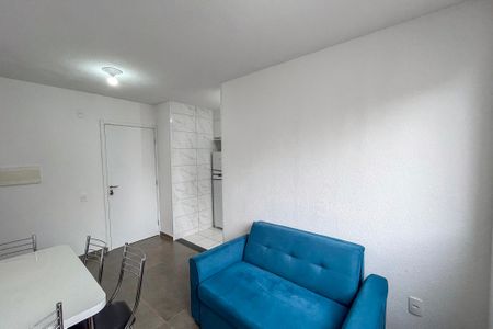 Sala de apartamento para alugar com 2 quartos, 45m² em Parque Bristol, São Paulo