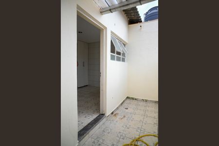Casa para alugar com 45m², 1 quarto e sem vagaÁrea de Serviço