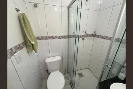 Casa de condomínio para alugar com 100m², 3 quartos e 2 vagasBanheiro Social