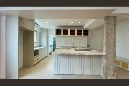 Apartamento à venda com 134m², 2 quartos e 1 vagaCozinha