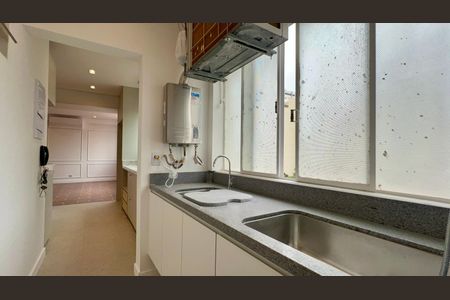 Apartamento à venda com 134m², 2 quartos e 1 vagaÁrea de Serviço