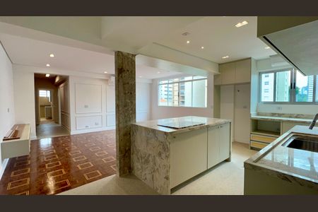 Cozinha de apartamento à venda com 2 quartos, 134m² em Pinheiros, São Paulo