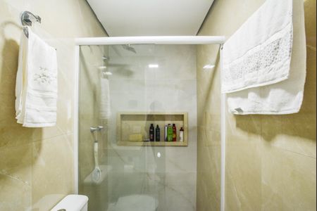 Apartamento à venda com 67m², 2 quartos e 1 vagaBanheiro Social